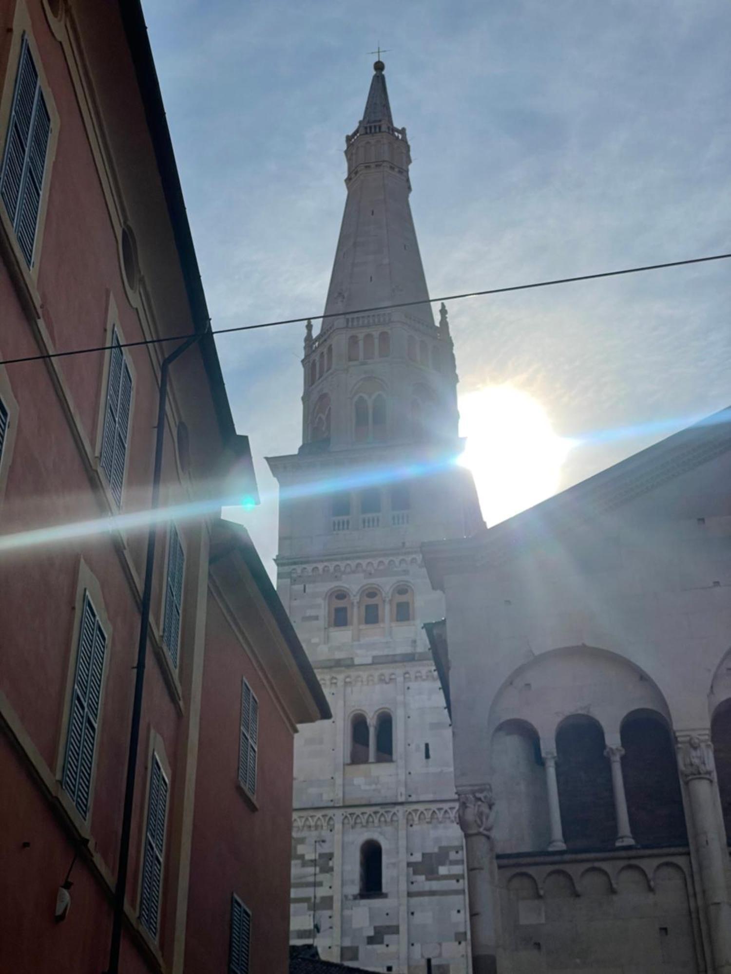 Апартаменты Duomo 12 Модена Экстерьер фото